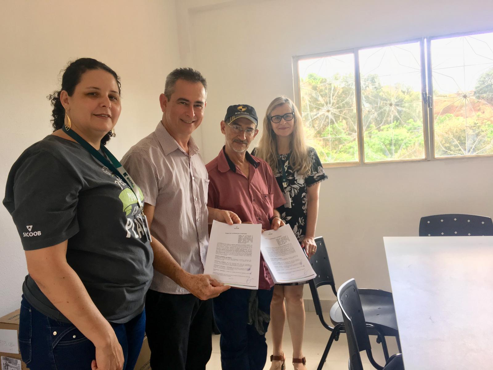 TERMO DE COOPERAÇÃO E PARCERIA    FMATRI/SICOOB