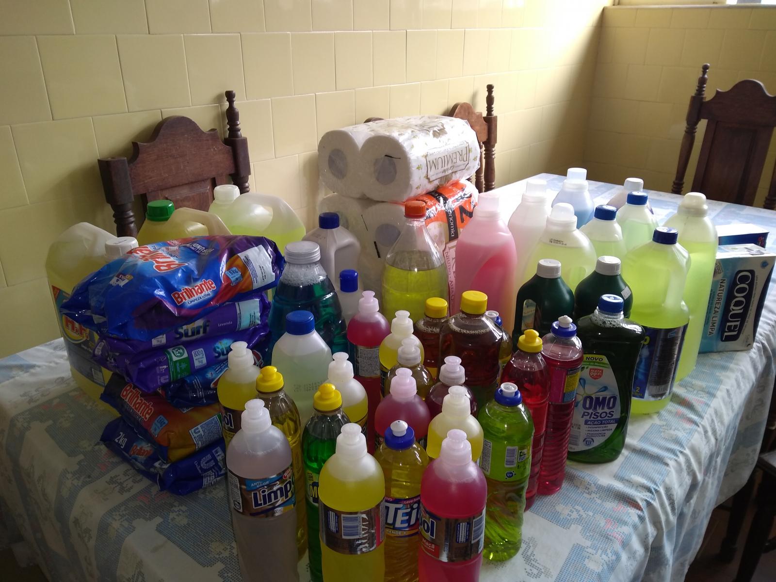 DOAÇÃO DE MATERIAIS  DE LIMPEZA