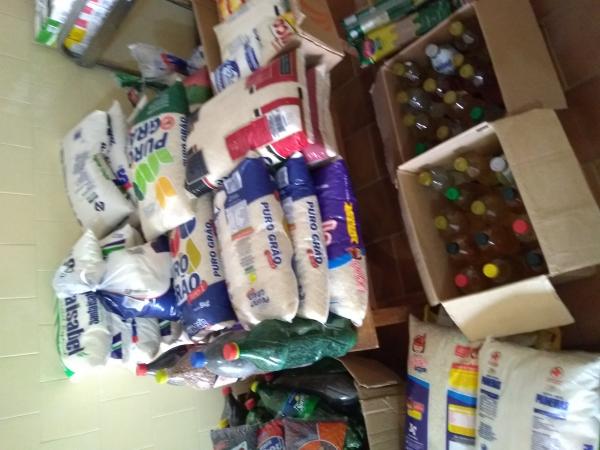 DOAÇÃO DE GENEROS ALIMENTÍCIOS E MATERIAL DE LIMPEZA DO SETOR DO SOSSEGO, COMUNIDADE RIZZI, SOSSEGO E BANANAL DOAÇÃO DE GENEROS ALIMENTÍCIOS E MATERIAL DE LIMPEZA DO SETOR DO SOSSEGO, COMUNIDADE RIZZI, SOSSEGO E BANANAL