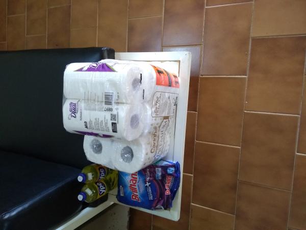 DOAÇÃO DE GENEROS ALIMENTÍCIOS E MATERIAL DE LIMPEZA DO SETOR DO SOSSEGO, COMUNIDADE RIZZI, SOSSEGO E BANANAL DOAÇÃO DE GENEROS ALIMENTÍCIOS E MATERIAL DE LIMPEZA DO SETOR DO SOSSEGO, COMUNIDADE RIZZI, SOSSEGO E BANANAL